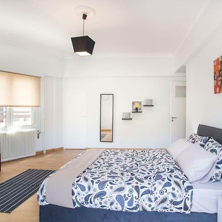 Ideally Located Flat ★ Close To Everything Apartment Athens Luaran gambar