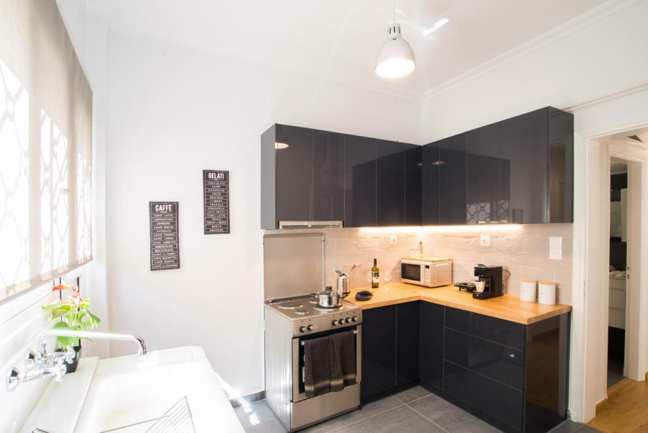 Ideally Located Flat ★ Close To Everything Apartment Athens Luaran gambar