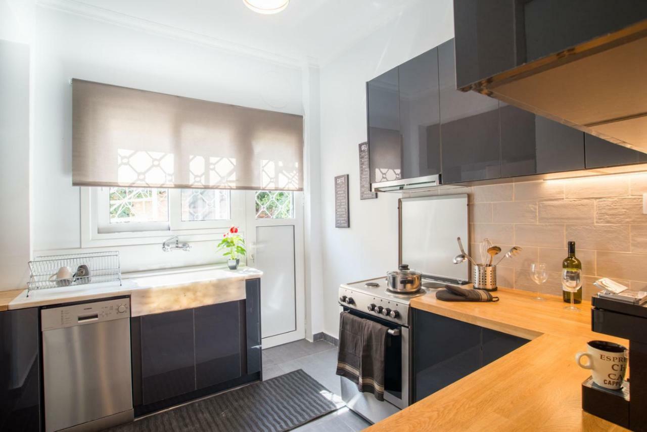 Ideally Located Flat ★ Close To Everything Apartment Athens Luaran gambar